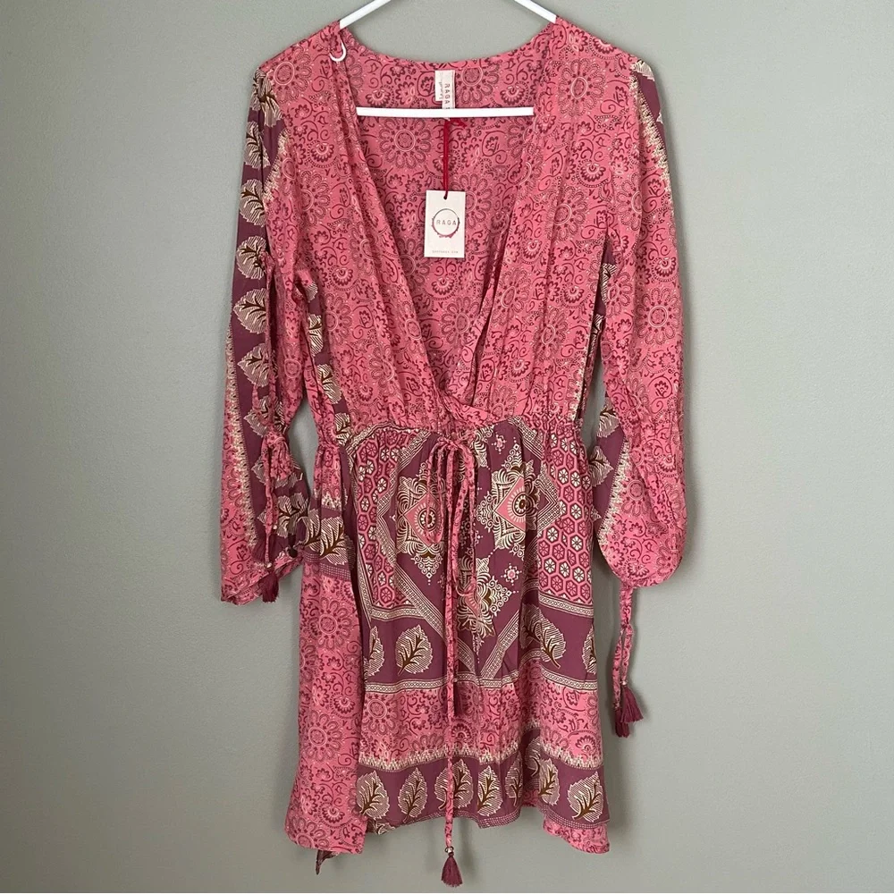 NWT raga passion struck slit sleeve mini dress women’s size medium pink boho - Picture 1 of 10